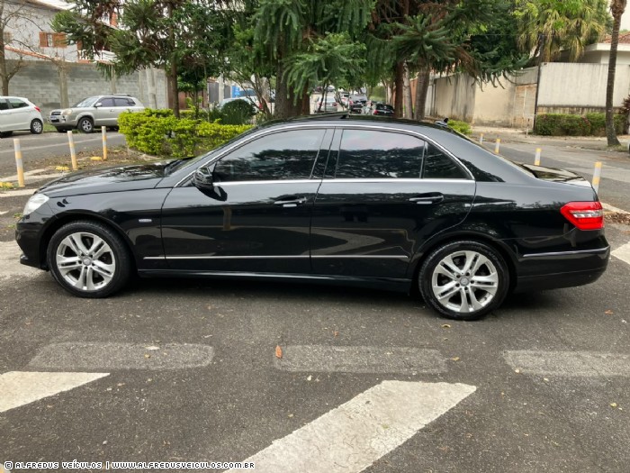 Mercedes-Benz E 250 CGI 2011/2011